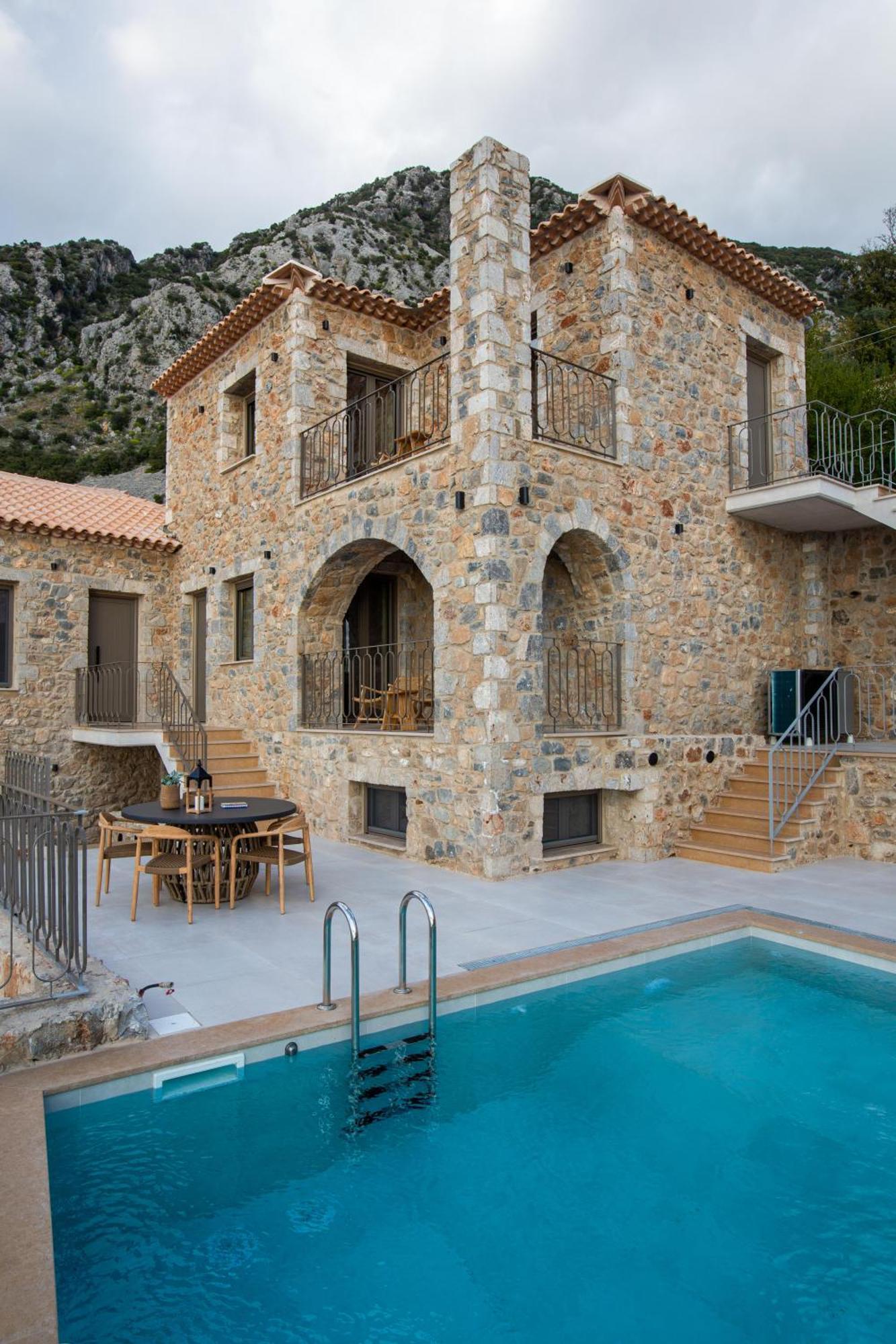 Orithyia Prime Living Villa Kalamata Exterior foto